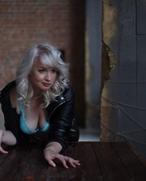 Анна, 26