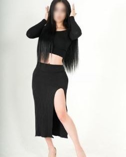 Жасмин Выезд, 27